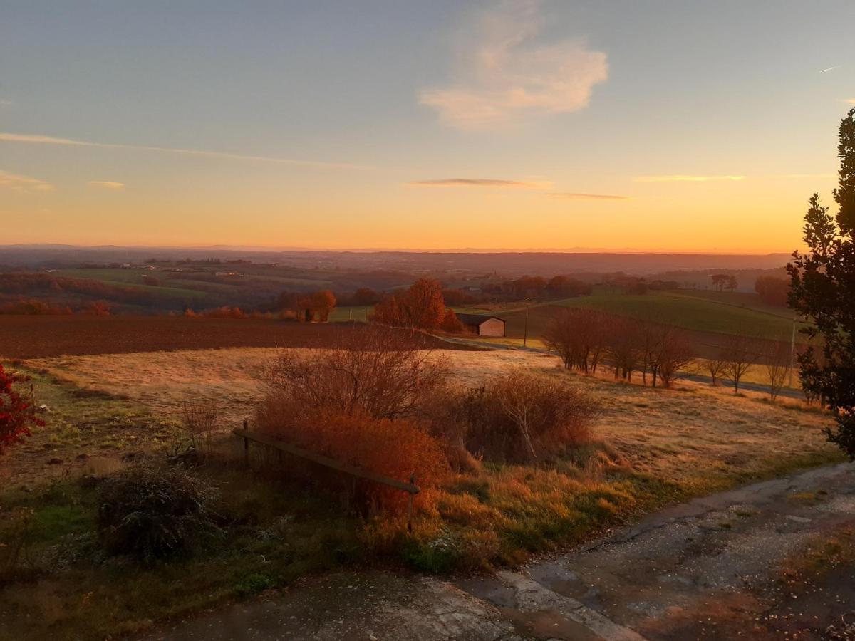 Saussenac Chambres Et Table D'Hotes - Les Jardins De La Longagne المظهر الخارجي الصورة